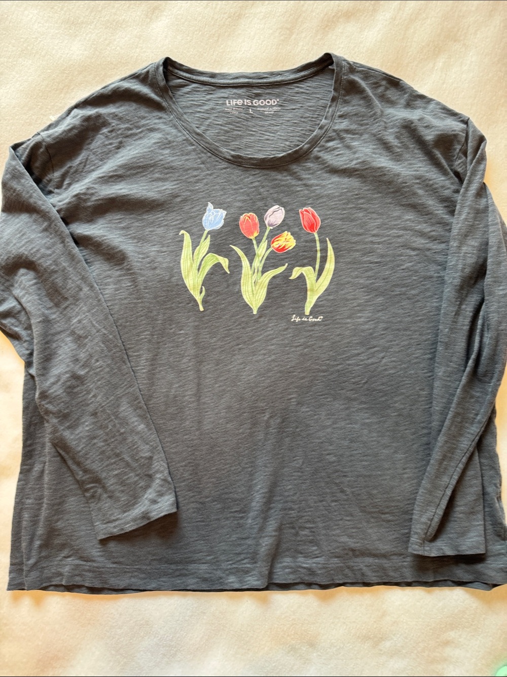 Life Is Good Tulip Graphic Long Sleeve Crusher Tee Gray Size L